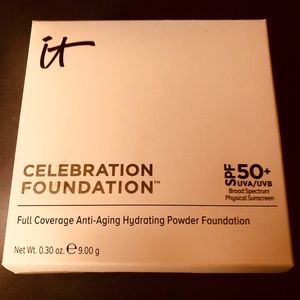 “iT”CELEBRATION FOUNDATION-SPF50!